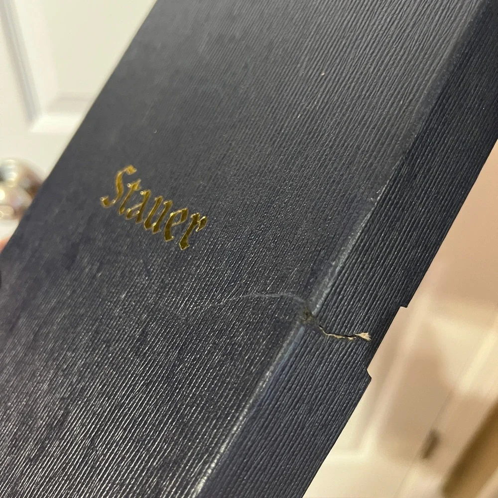 Stauer Pearl Necklace 40” - Picture 5 of 6